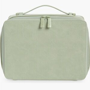 NWT BÉIS The Cosmetic Case in Matcha — Limited Edition and Rare!